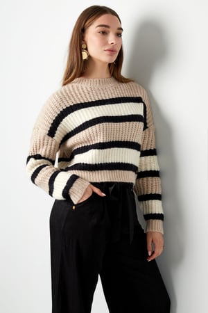 Gestrickter dreifarbiger Pullover mit Streifen – Orange-Rosa h5 Bild12